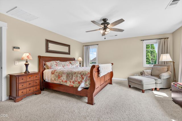 2630 Kerrisdale Ridge Drive, Medford, OR 97504