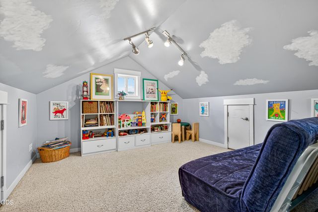 2630 Kerrisdale Ridge Drive, Medford, OR 97504
