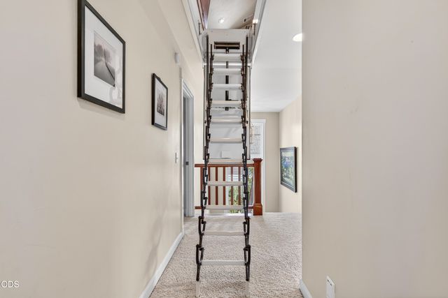 2630 Kerrisdale Ridge Drive, Medford, OR 97504