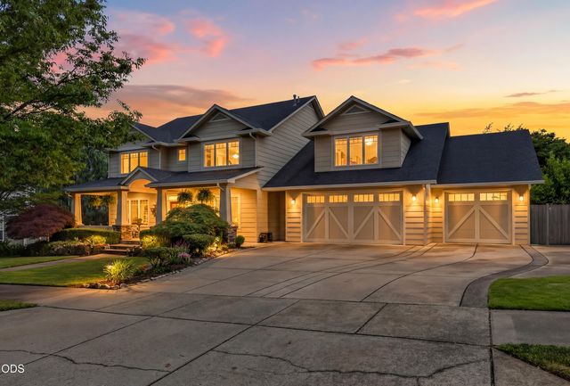 2630 Kerrisdale Ridge Drive, Medford, OR 97504