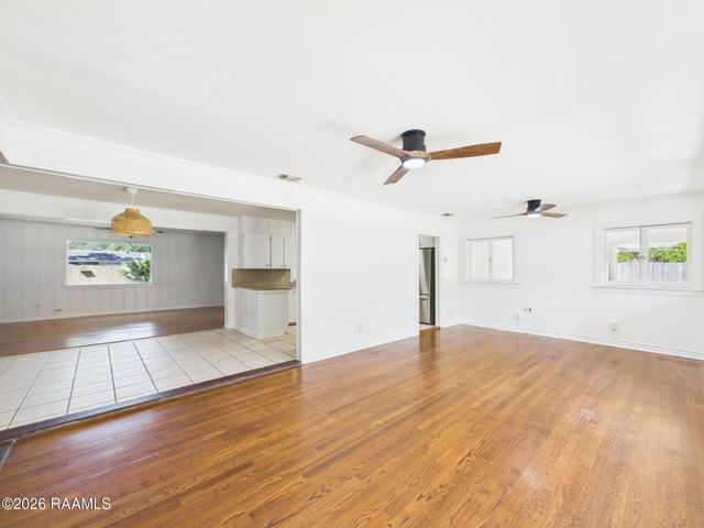 309 Roselawn Boulevard, Lafayette, LA 70503