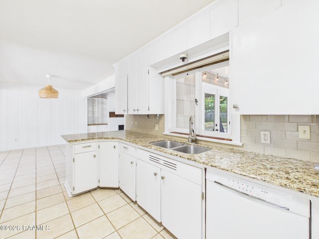 309 Roselawn Boulevard, Lafayette, LA 70503
