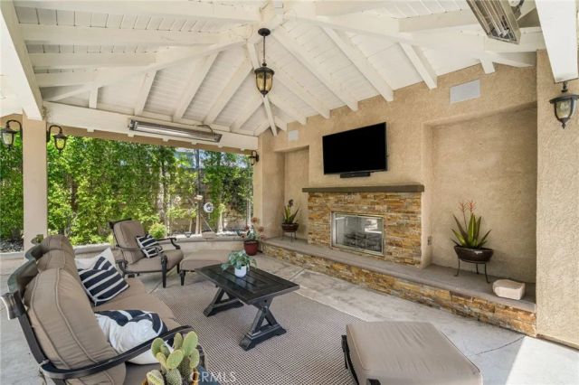 3821 Sierra Madre Court, Simi Valley, CA 93063
