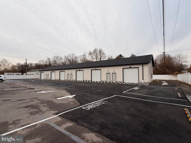 7025 UNIT 5 BRISTOL PIKE, Levittown, PA 19057