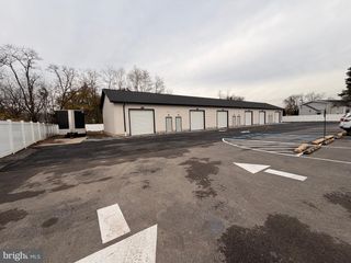 7025 UNIT 5 BRISTOL PIKE, Levittown, PA 19057