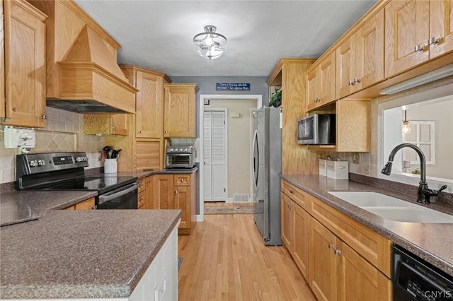 4566 Whetstone Road, Manlius, NY 13104