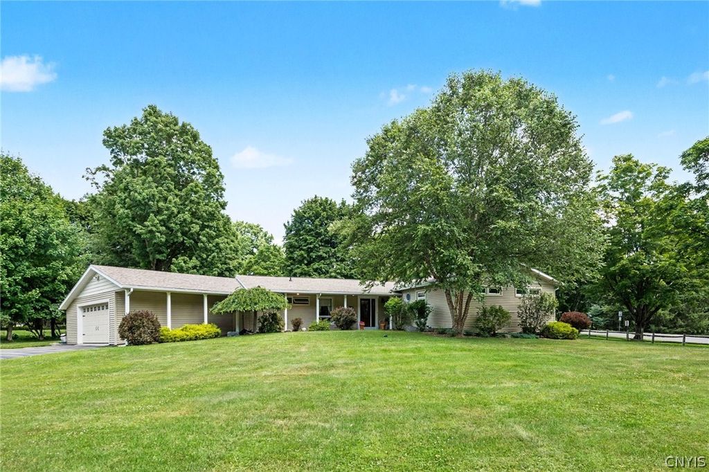 4566 Whetstone Road, Manlius, NY 13104