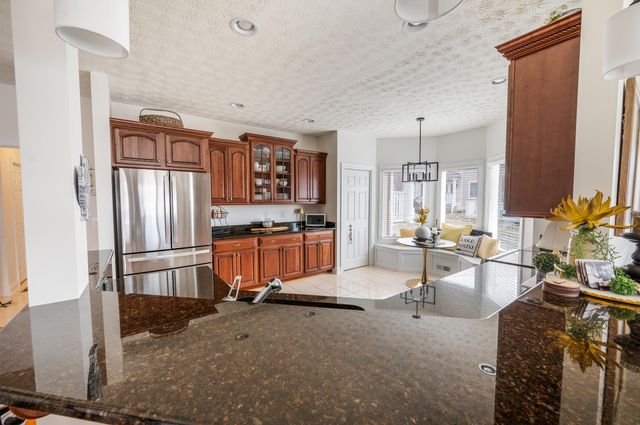 1052 La Casa CT, Moneta, VA 24121