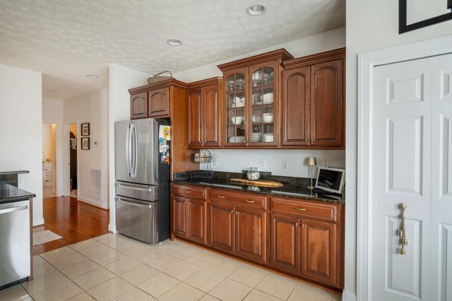 1052 La Casa CT, Moneta, VA 24121