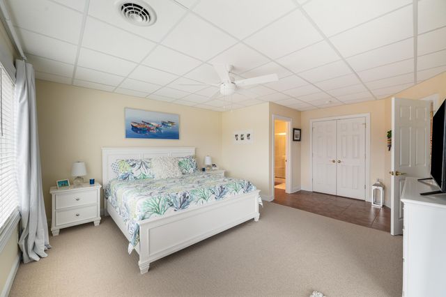 1052 La Casa CT, Moneta, VA 24121