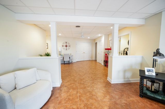 1052 La Casa CT, Moneta, VA 24121