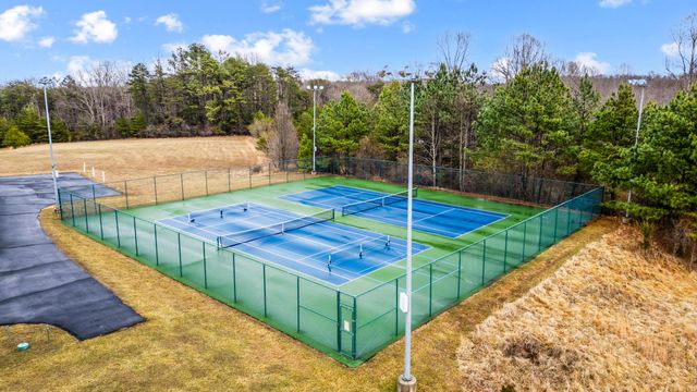 1052 La Casa CT, Moneta, VA 24121