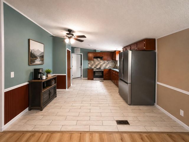 7118 TANGLEWOOD DR, Fredericksburg, VA 22408