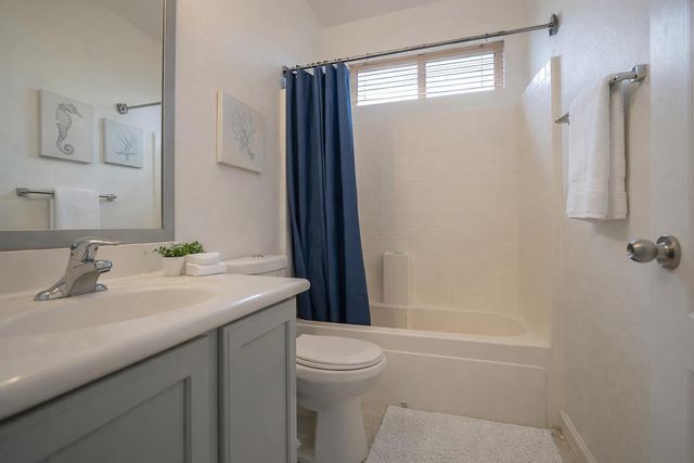 9377 W Milkweed Loop, Phoenix, AZ 85037