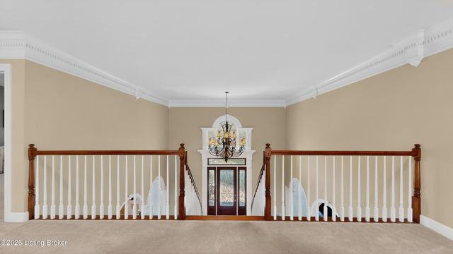 18901 Ridgeleigh Ln, Louisville, KY 40245