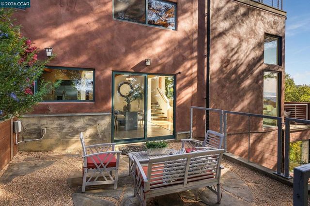 161 161 Panoramic Way, Berkeley, CA 94704