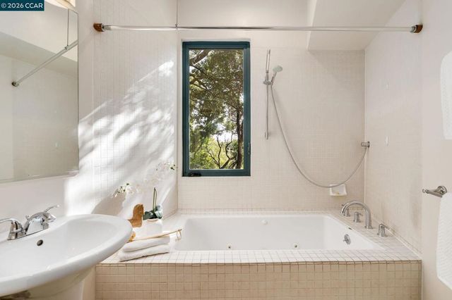 161 161 Panoramic Way, Berkeley, CA 94704