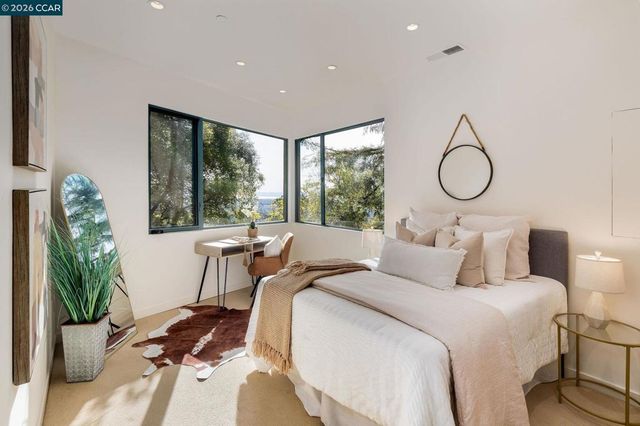 161 161 Panoramic Way, Berkeley, CA 94704