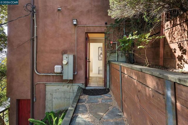 161 161 Panoramic Way, Berkeley, CA 94704