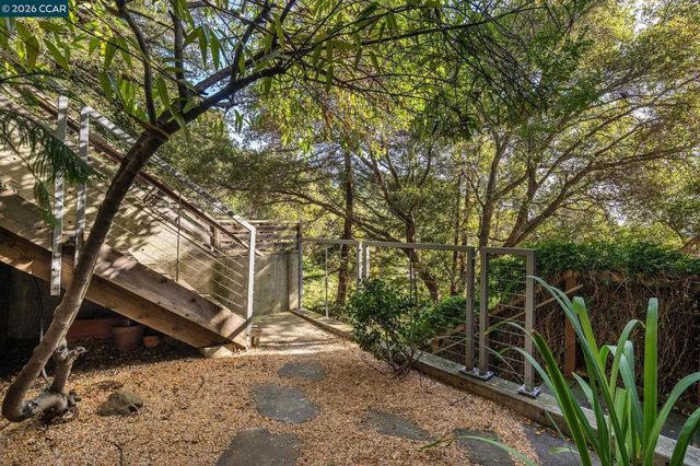 161 161 Panoramic Way, Berkeley, CA 94704