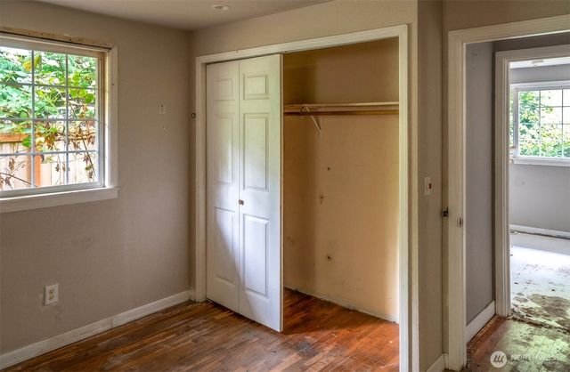 10923 NE 120th Street, Kirkland, WA 98034