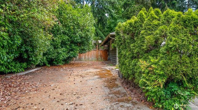 10923 NE 120th Street, Kirkland, WA 98034