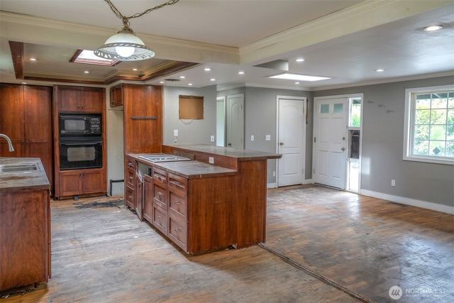 10923 NE 120th Street, Kirkland, WA 98034