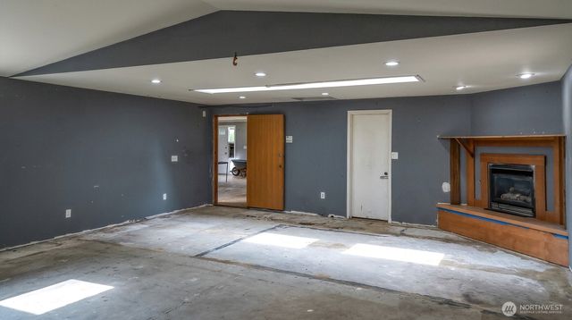 10923 NE 120th Street, Kirkland, WA 98034