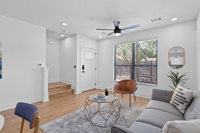 2102 Eva ST 2, Austin, TX 78704