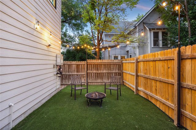 2102 Eva ST 2, Austin, TX 78704