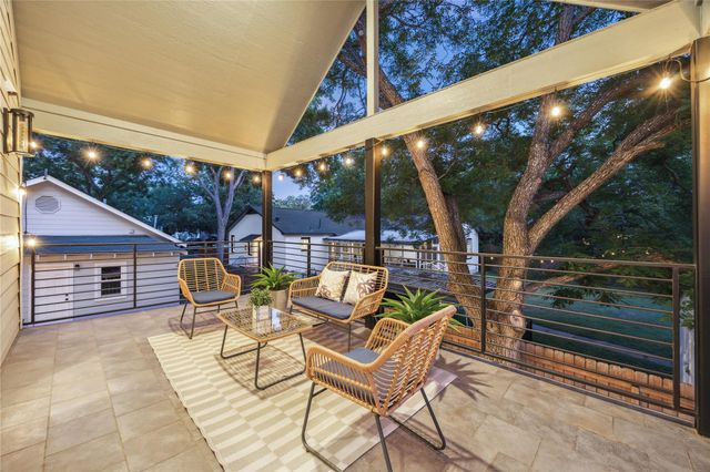2102 Eva ST 2, Austin, TX 78704