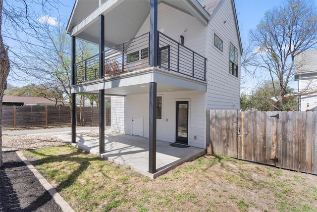 2102 Eva ST 2, Austin, TX 78704