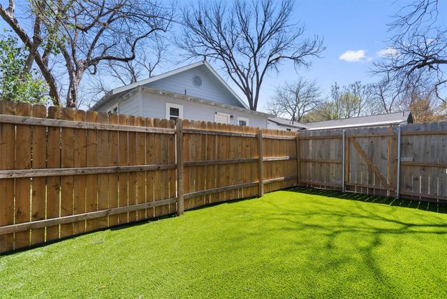 2102 Eva ST 2, Austin, TX 78704