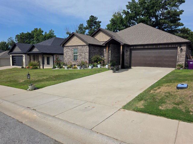 2809 Whisker Way, Benton, AR 72015