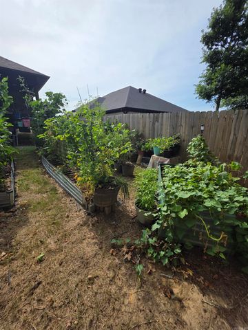 2809 Whisker Way, Benton, AR 72015