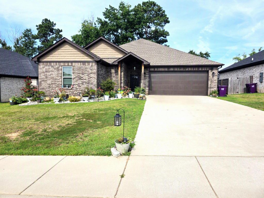 2809 Whisker Way, Benton, AR 72015