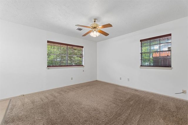 1209 NW 103rd Street, Oklahoma City, OK 73114