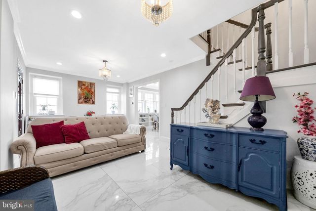 15 KENMORE RD, Upper Darby, PA 19082