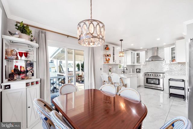 15 KENMORE RD, Upper Darby, PA 19082