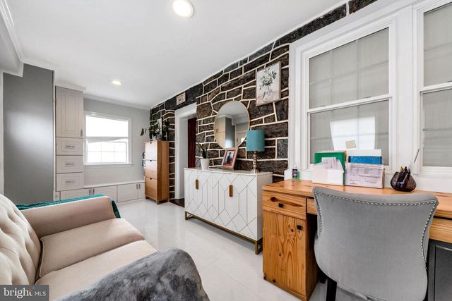 15 KENMORE RD, Upper Darby, PA 19082