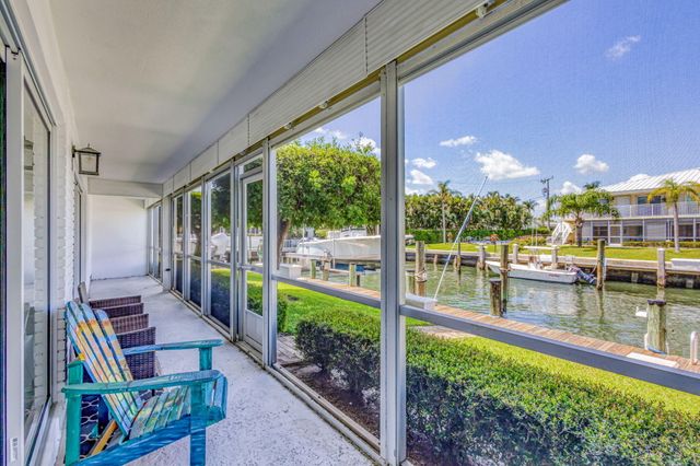 68 Yacht Club Drive 3, North Palm Beach, FL 33408