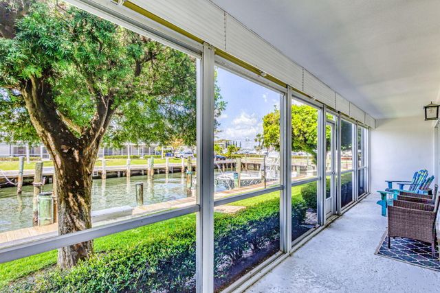 68 Yacht Club Drive 3, North Palm Beach, FL 33408