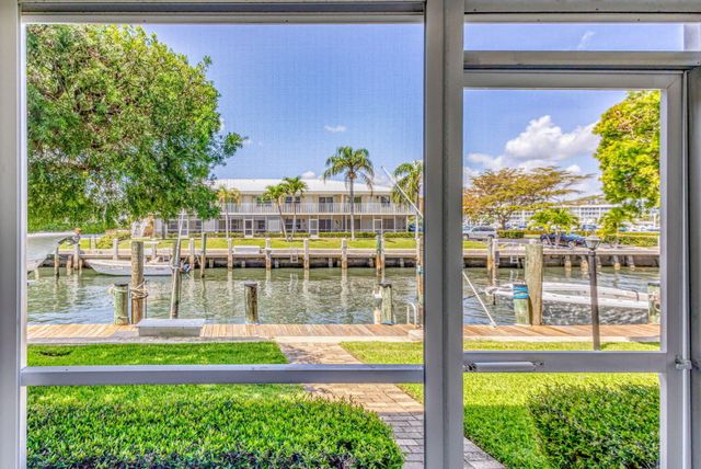 68 Yacht Club Drive 3, North Palm Beach, FL 33408