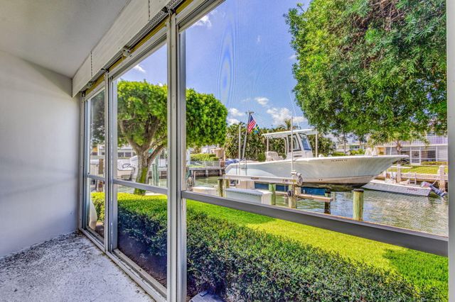 68 Yacht Club Drive 3, North Palm Beach, FL 33408