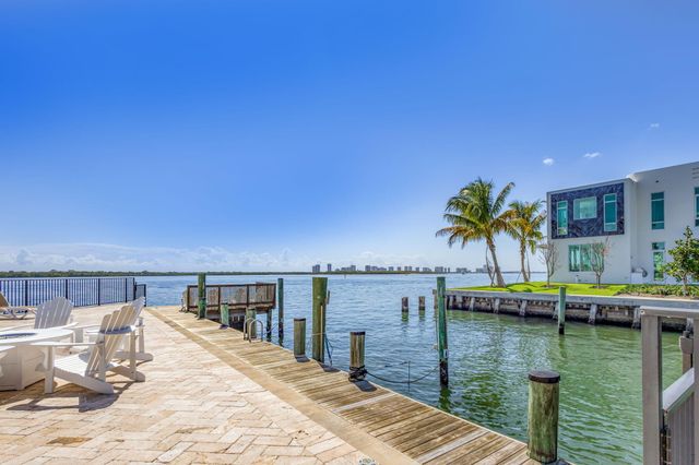 68 Yacht Club Drive 3, North Palm Beach, FL 33408