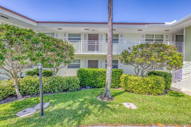 68 Yacht Club Drive 3, North Palm Beach, FL 33408