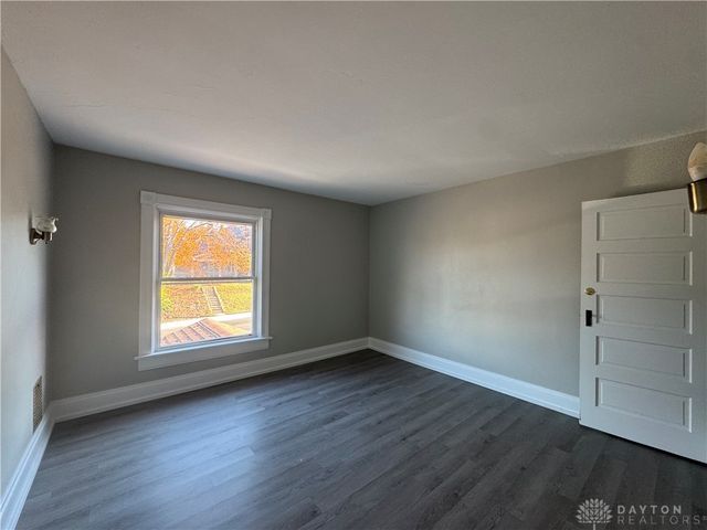 1573 Wayne Avenue, Dayton, OH 45410