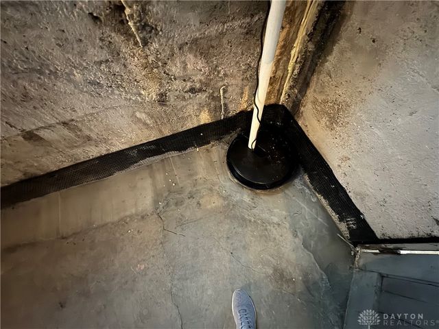 1573 Wayne Avenue, Dayton, OH 45410