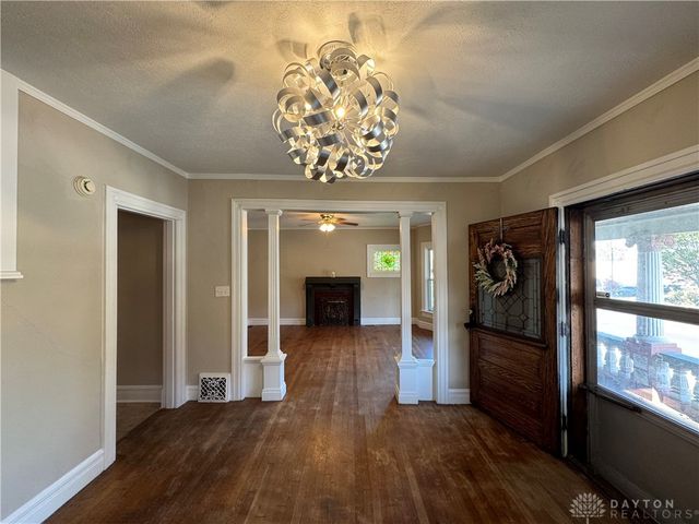 1573 Wayne Avenue, Dayton, OH 45410