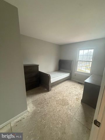 3 VICTORIA DR, Aston, PA 19014